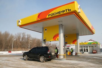 Жители Хакасии предлагают бойкотировать заправки Роснефти