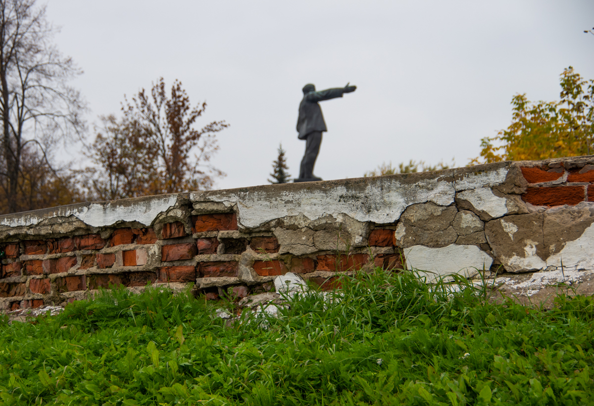 Бывшие кострома. Владимир город. Набережная Кострома парк. Мероприятия в парке Костромы. Кострома.