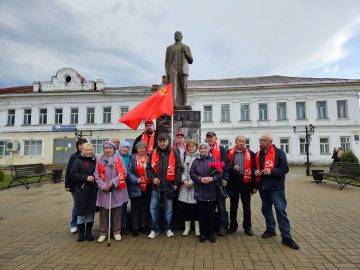Как отметили День рождения В.И. Ленина в Костромской области - 8