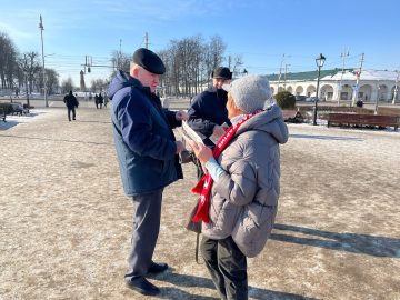 Костромские коммунисты продолжают проведение голосования в рамках народного референдума КПРФ - 8