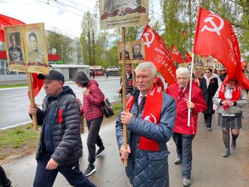 Костромские коммунисты отметили День Победы - 6