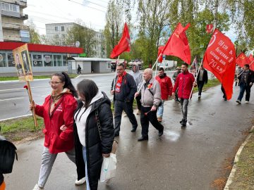 Костромские коммунисты отметили День Победы - 4