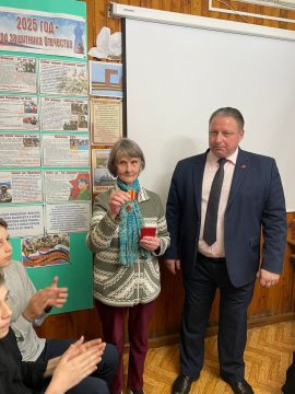Торжественное вручение наград и урок мужества